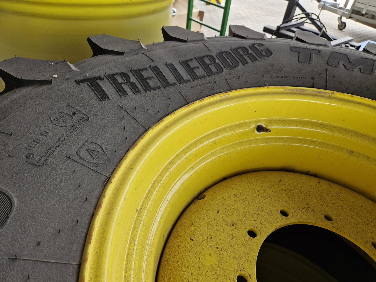 Trelleborg 600/70R30 - Pneu por Máquina agrícola: foto 2 Trelleborg 600/70R30 - Pneu por Máquina agrícola: foto 2