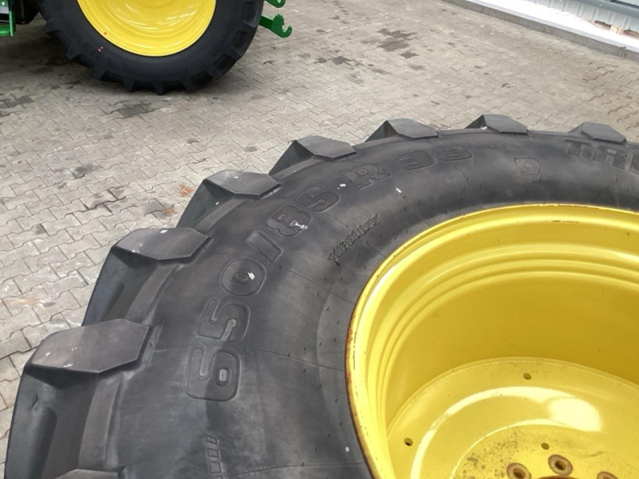 Trelleborg 650/85R38 - Pneu por Máquina agrícola: foto 2 Trelleborg 650/85R38 - Pneu por Máquina agrícola: foto 2