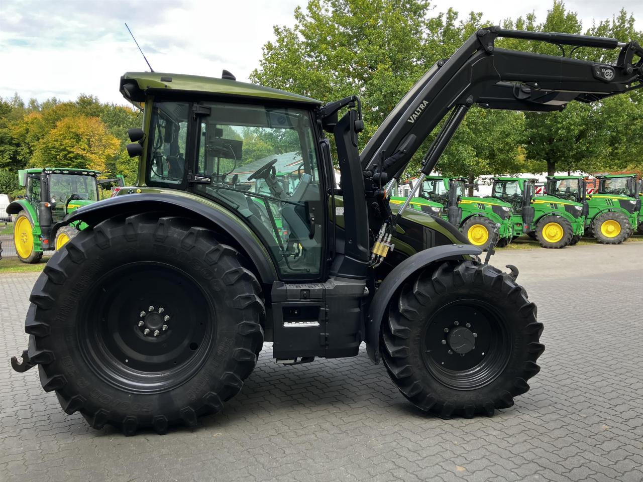 Valtra G125 Unlimited - Trator: foto 2 Valtra G125 Unlimited - Trator: foto 2