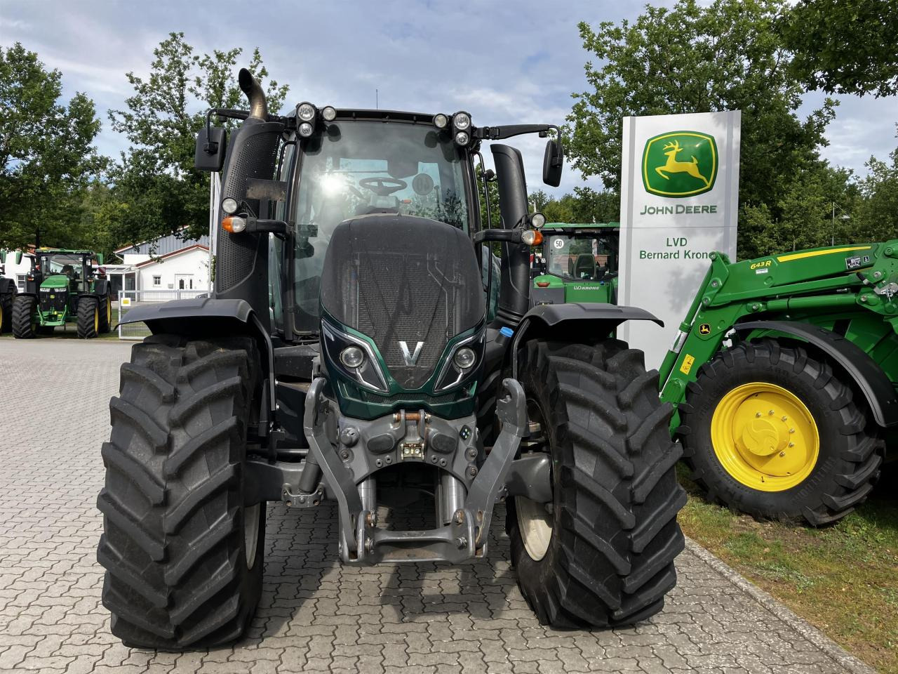 Valtra T174 Versu - Trator: foto 3 Valtra T174 Versu - Trator: foto 3