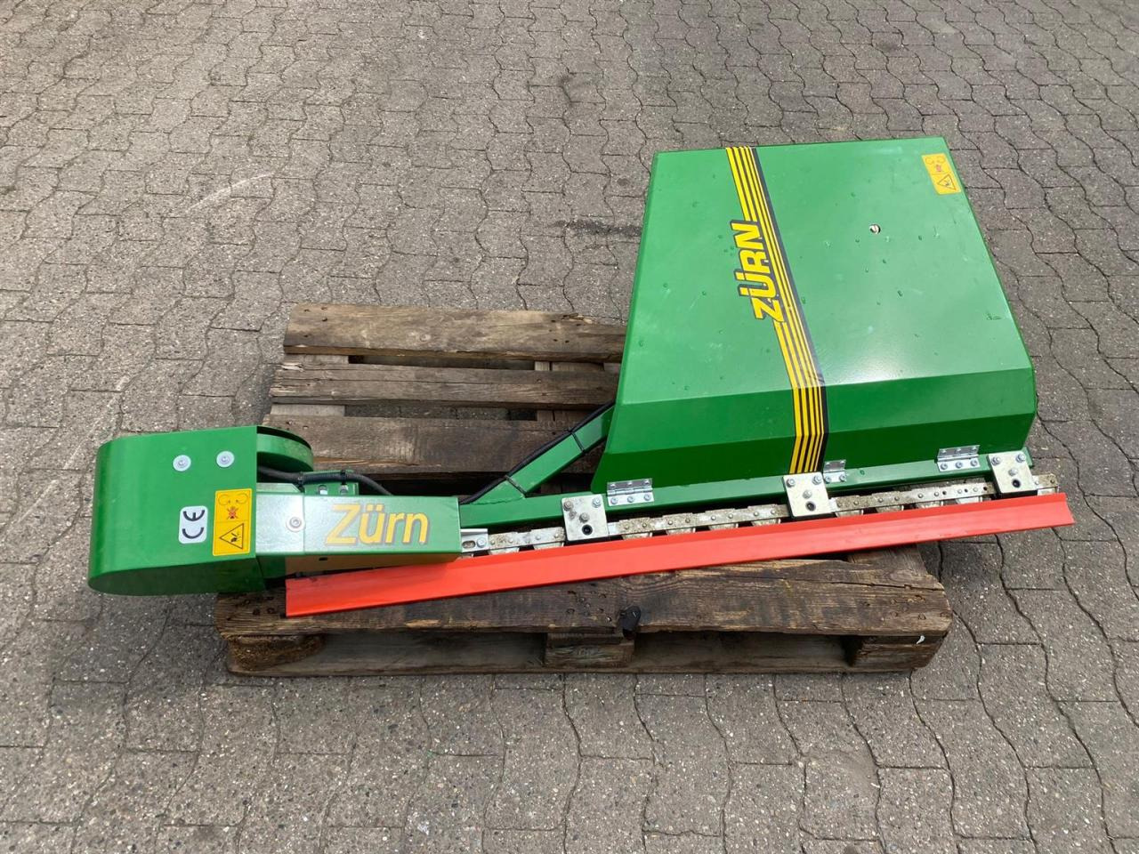 Zürn Rapstrenner links und rechts - Acessórios para Colhedora de forragem: foto 1 Zürn Rapstrenner links und rechts - Acessórios para Colhedora de forragem: foto 1