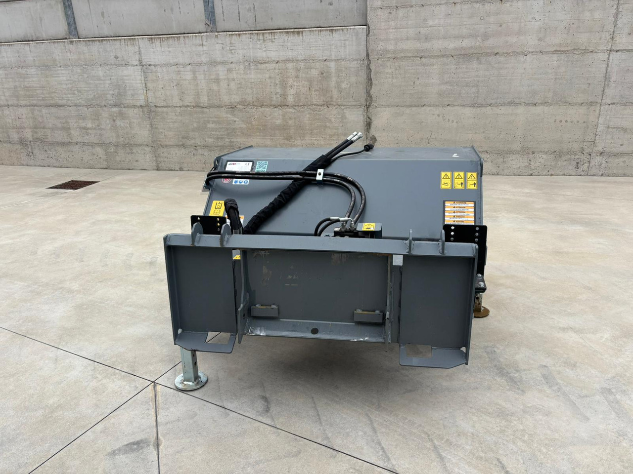 CM Angle sweeper CSA 125 - Vassoura por Veículo limpa-neves: foto 5 CM Angle sweeper CSA 125 - Vassoura por Veículo limpa-neves: foto 5