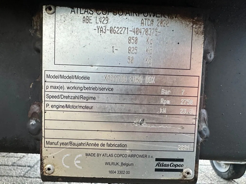 Atlas-Copco XAS 57 DD Deutz 3 m3 / min 23 kW 7 Bar Mobiele Diesel Compressor op aanhanger - Compressor de ar: foto 3 Atlas-Copco XAS 57 DD Deutz 3 m3 / min 23 kW 7 Bar Mobiele Diesel Compressor op aanhanger - Compressor de ar: foto 3