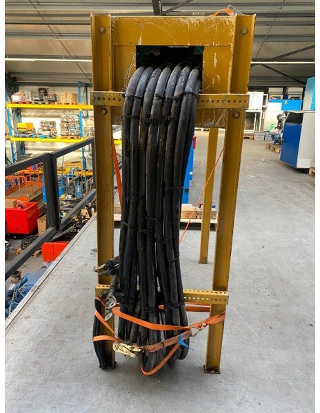 Caterpillar Schneider 1600 Ampere Vermogensschakelaar Breaker 1000 kVA - Gerador elétrico: foto 4 Caterpillar Schneider 1600 Ampere Vermogensschakelaar Breaker 1000 kVA - Gerador elétrico: foto 4