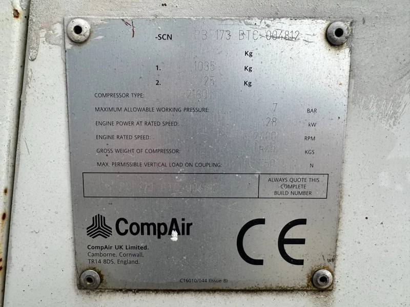 Compair H2180 Deutz 2.1 m3 / min 28 kW 7 Bar Mobiele Diesel Compressor met kenteken - Compressor de ar: foto 3 Compair H2180 Deutz 2.1 m3 / min 28 kW 7 Bar Mobiele Diesel Compressor met kenteken - Compressor de ar: foto 3