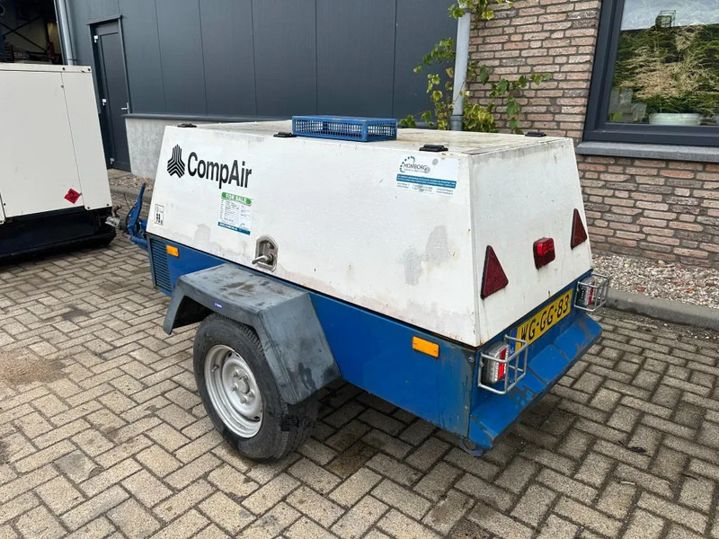 Compair H2180 Deutz 2.1 m3 / min 28 kW 7 Bar Mobiele Diesel Compressor met kenteken - Compressor de ar: foto 5 Compair H2180 Deutz 2.1 m3 / min 28 kW 7 Bar Mobiele Diesel Compressor met kenteken - Compressor de ar: foto 5
