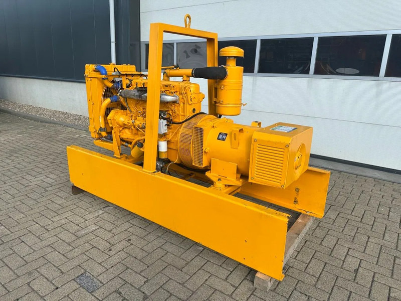 Ford Leroy Somer 80 kVA noodstroom generatorset ex Emergency 119 hours ! - Gerador elétrico: foto 2 Ford Leroy Somer 80 kVA noodstroom generatorset ex Emergency 119 hours ! - Gerador elétrico: foto 2