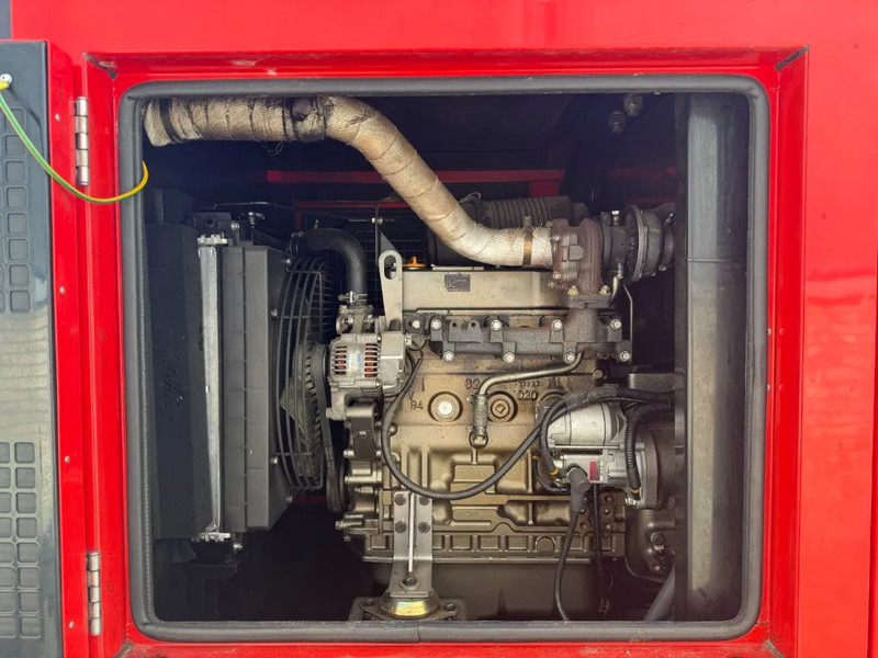 Himoinsa HYW 20 Yanmar Stamford 20 kVA Supersilent generatorset - Gerador elétrico: foto 2 Himoinsa HYW 20 Yanmar Stamford 20 kVA Supersilent generatorset - Gerador elétrico: foto 2