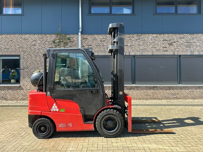 Hyster H3.0FT 3 ton Triplex Freelift Sideshift LPG Heftruck 2017 - Empilhadeira a gás: foto 1 Hyster H3.0FT 3 ton Triplex Freelift Sideshift LPG Heftruck 2017 - Empilhadeira a gás: foto 1