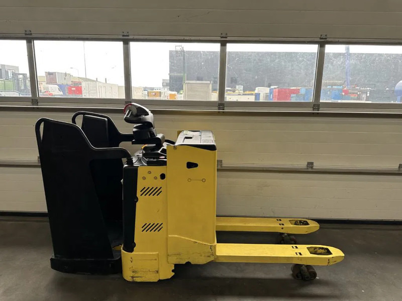 Hyster P2.0S FBW 2 ton Pallettruck Meerijder Elektra Palletwagen - Porta-palete: foto 3 Hyster P2.0S FBW 2 ton Pallettruck Meerijder Elektra Palletwagen - Porta-palete: foto 3