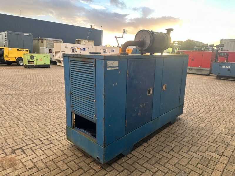 Gerador elétrico Iveco 8061 Leroy Somer 85 kVA Silent generatorset: foto 12