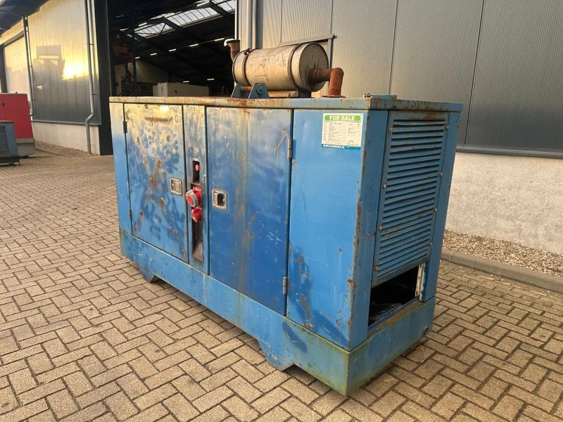Gerador elétrico Iveco 8061 Leroy Somer 85 kVA Silent generatorset: foto 7