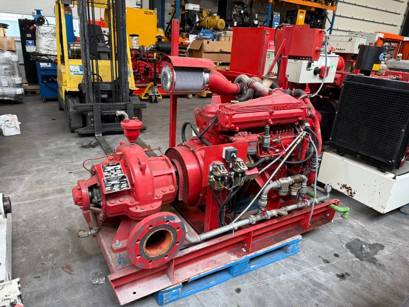 Iveco 8061 SRI 41.00 Armstrong Diesel Waterpomp 454 m3 / h 11 Bar 207 hours ! - Bomba de água: foto 2 Iveco 8061 SRI 41.00 Armstrong Diesel Waterpomp 454 m3 / h 11 Bar 207 hours ! - Bomba de água: foto 2