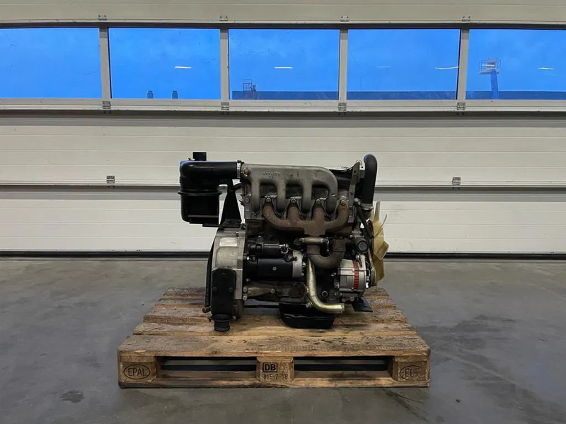 Iveco 8141 Diesel Motor 4 cilinder 53 kW / 74 PK Diesel Engine - Motor por Equipamento de movimentação: foto 5 Iveco 8141 Diesel Motor 4 cilinder 53 kW / 74 PK Diesel Engine - Motor por Equipamento de movimentação: foto 5