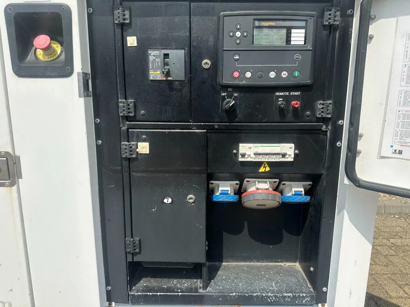 Iveco FPT F32 AM1A Leroy Somer 32 kVA Silent generatorset 251 hours ! - Gerador elétrico: foto 2 Iveco FPT F32 AM1A Leroy Somer 32 kVA Silent generatorset 251 hours ! - Gerador elétrico: foto 2