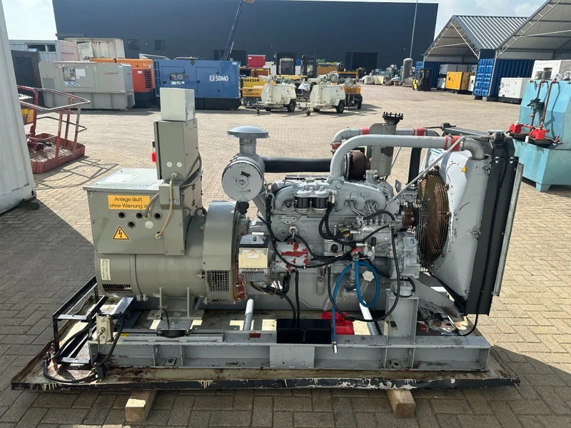 Iveco GE 8061 SRI 25.05 Leroy Somer 125 kVA generatorset - Gerador elétrico: foto 3 Iveco GE 8061 SRI 25.05 Leroy Somer 125 kVA generatorset - Gerador elétrico: foto 3
