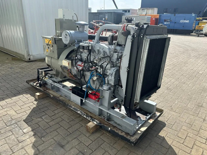 Iveco GE 8061 SRI 25.05 Leroy Somer 125 kVA generatorset - Gerador elétrico: foto 5 Iveco GE 8061 SRI 25.05 Leroy Somer 125 kVA generatorset - Gerador elétrico: foto 5