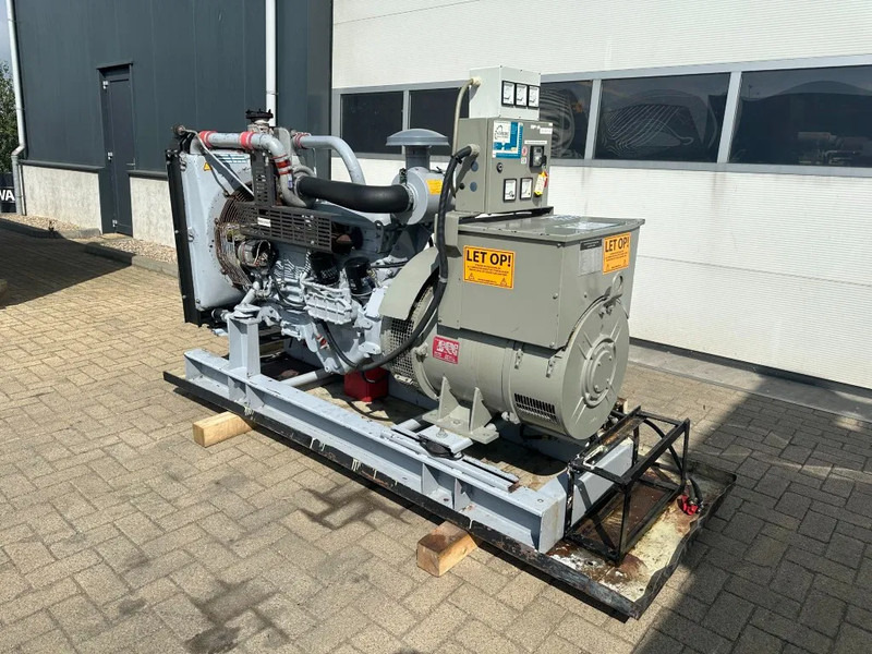 Iveco GE 8061 SRI 25.05 Leroy Somer 125 kVA generatorset - Gerador elétrico: foto 4 Iveco GE 8061 SRI 25.05 Leroy Somer 125 kVA generatorset - Gerador elétrico: foto 4