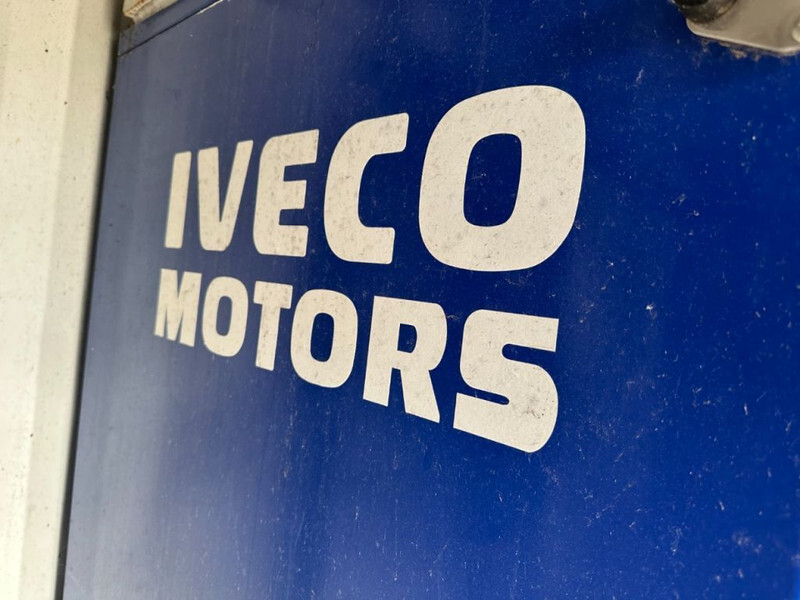 Gerador elétrico Iveco Marelli 40 KVA Supersilent generatorset in 8 ft container: foto 18