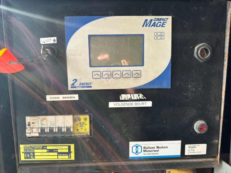 Gerador elétrico Iveco Marelli 40 KVA Supersilent generatorset in 8 ft container: foto 9