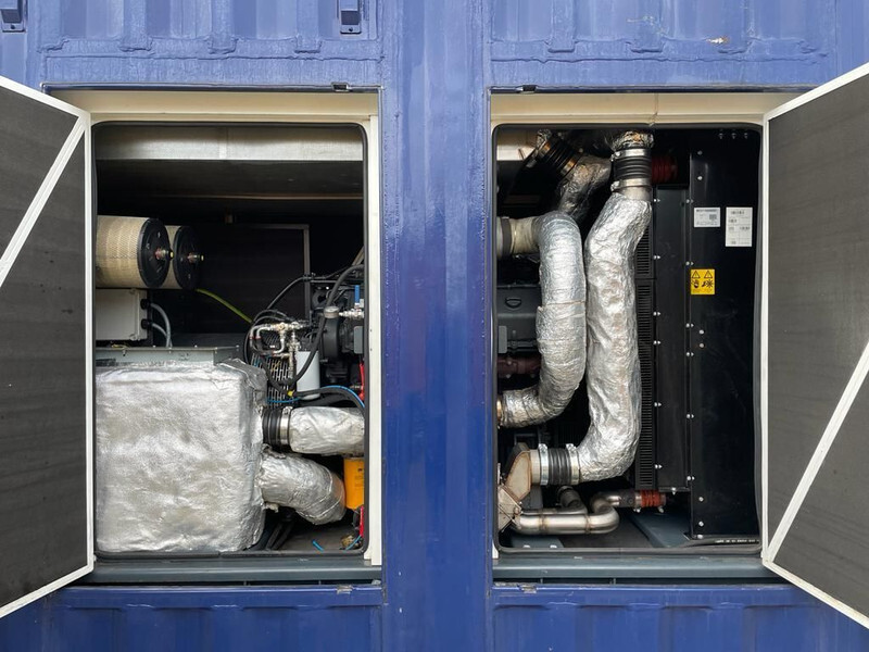 MTU Mecc Alte Spa 600 kVA Supersilent generatorset Stage 5 ! Ultra Low Emission ! As New ! - Gerador elétrico: foto 3 MTU Mecc Alte Spa 600 kVA Supersilent generatorset Stage 5 ! Ultra Low Emission ! As New ! - Gerador elétrico: foto 3