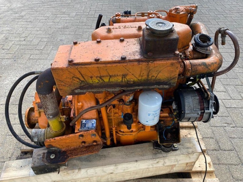 Mitsubishi S3E-2 25 PK Marine Diesel Motor met keerkoppeling - Motor: foto 5 Mitsubishi S3E-2 25 PK Marine Diesel Motor met keerkoppeling - Motor: foto 5