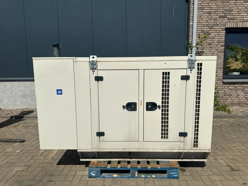 Perkins 1103A-33TG1 Marelli Teksan 51 kVA Silent generatorset 538 hours ! - Gerador elétrico: foto 1 Perkins 1103A-33TG1 Marelli Teksan 51 kVA Silent generatorset 538 hours ! - Gerador elétrico: foto 1