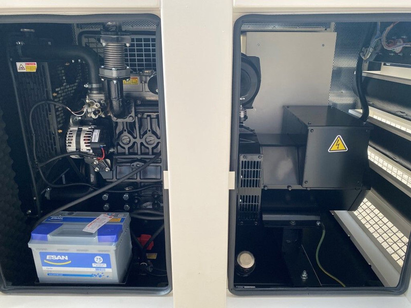 Gerador elétrico novo Perkins 22 kVA Supersilent generatorset New !: foto 10