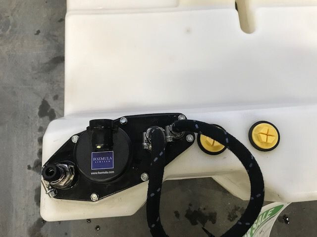 Pramac GSW 10 dieseltank 70 Liter fuel tank - Tanque de combustível por Máquina de construção: foto 5 Pramac GSW 10 dieseltank 70 Liter fuel tank - Tanque de combustível por Máquina de construção: foto 5