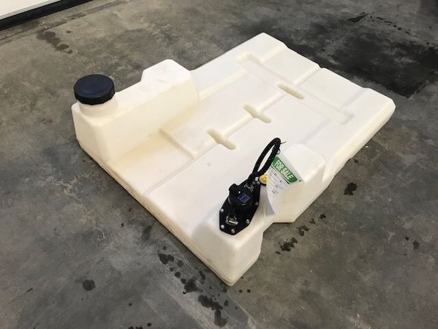 Pramac GSW 10 dieseltank 70 Liter fuel tank - Tanque de combustível por Máquina de construção: foto 3 Pramac GSW 10 dieseltank 70 Liter fuel tank - Tanque de combustível por Máquina de construção: foto 3