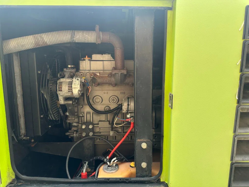 Pramac GSW22 Yanmar Mecc Alte Spa 22 kVA Silent generatorset - Gerador elétrico: foto 4 Pramac GSW22 Yanmar Mecc Alte Spa 22 kVA Silent generatorset - Gerador elétrico: foto 4