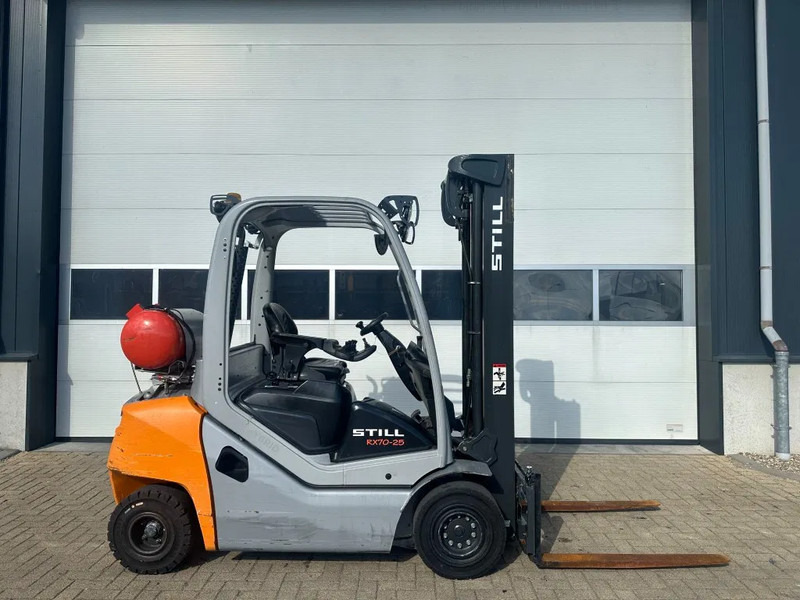 Still RX70-25 T 2.5 ton Duplex Sideshift LPG Heftruck 2020 - Empilhadeira a gás: foto 2 Still RX70-25 T 2.5 ton Duplex Sideshift LPG Heftruck 2020 - Empilhadeira a gás: foto 2