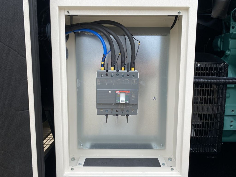 Gerador elétrico novo Volvo TAD 532 GE 145 kVA Silent generatorset New !: foto 10