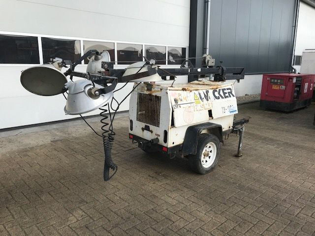 Wacker LTC4L Lombardini Diesel Mobiele light tower lichtmast aggregaat - Torre de iluminação: foto 2 Wacker LTC4L Lombardini Diesel Mobiele light tower lichtmast aggregaat - Torre de iluminação: foto 2