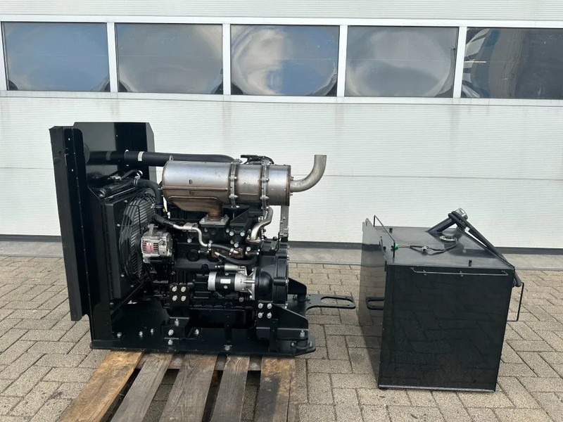 Yanmar 4TNV88C - KASV Stage 5 motor 48 PK Stage V New ! - Motor por Equipamento de movimentação: foto 2 Yanmar 4TNV88C - KASV Stage 5 motor 48 PK Stage V New ! - Motor por Equipamento de movimentação: foto 2