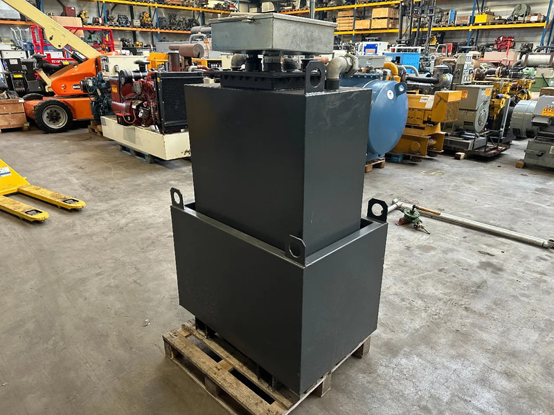 Dieseltank Van Der Ziel 300 liter Kiwa Dieseltank Milieutank 2015 - Depósito de armazenamento: foto 4 Dieseltank Van Der Ziel 300 liter Kiwa Dieseltank Milieutank 2015 - Depósito de armazenamento: foto 4