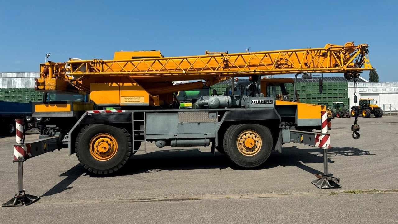 Liebherr LTM 1025 Mobilkran 40m Doppelklappspitze - Camião grua: foto 4 Liebherr LTM 1025 Mobilkran 40m Doppelklappspitze - Camião grua: foto 4