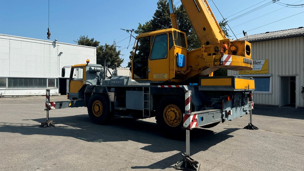 Liebherr LTM 1025 Mobilkran 40m Doppelklappspitze - Camião grua: foto 5 Liebherr LTM 1025 Mobilkran 40m Doppelklappspitze - Camião grua: foto 5