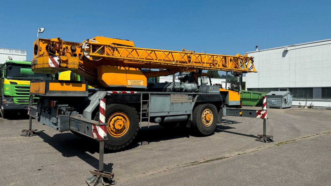 Liebherr LTM 1025 Mobilkran 40m Doppelklappspitze - Camião grua: foto 3 Liebherr LTM 1025 Mobilkran 40m Doppelklappspitze - Camião grua: foto 3