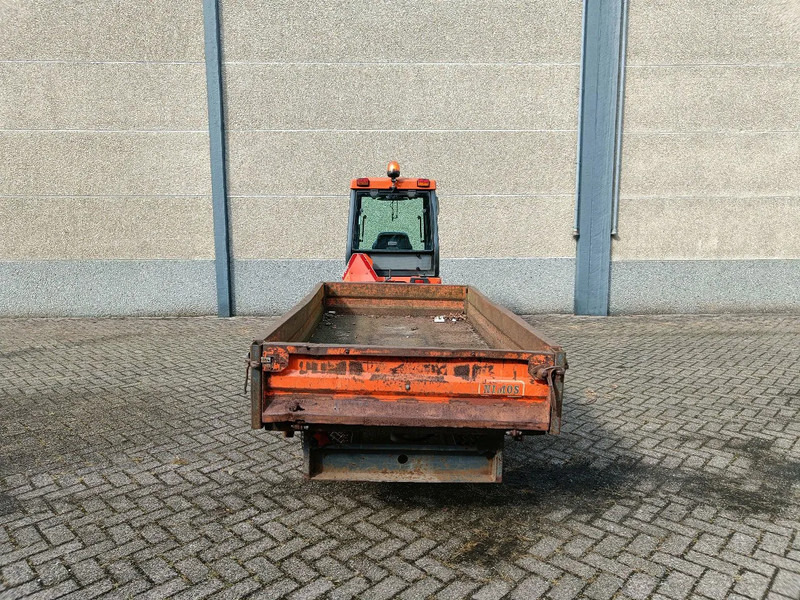 Kubota B2410 met Nimos Kipper - Trator elétrics: foto 5 Kubota B2410 met Nimos Kipper - Trator elétrics: foto 5