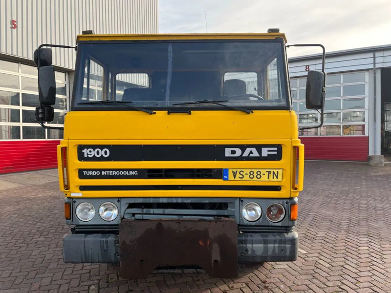 DAF 1900 F HAAKARM - Camião transportador de contêineres/ Caixa móvel: foto 4 DAF 1900 F HAAKARM - Camião transportador de contêineres/ Caixa móvel: foto 4