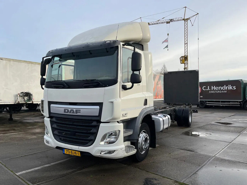 DAF CF 260 CF 260 FA CHASSIS CABINE EURO 6 - Camião chassi: foto 3 DAF CF 260 CF 260 FA CHASSIS CABINE EURO 6 - Camião chassi: foto 3
