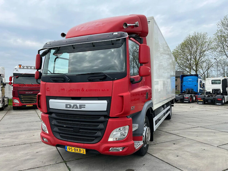 DAF CF 290 FA - Camião furgão: foto 4 DAF CF 290 FA - Camião furgão: foto 4
