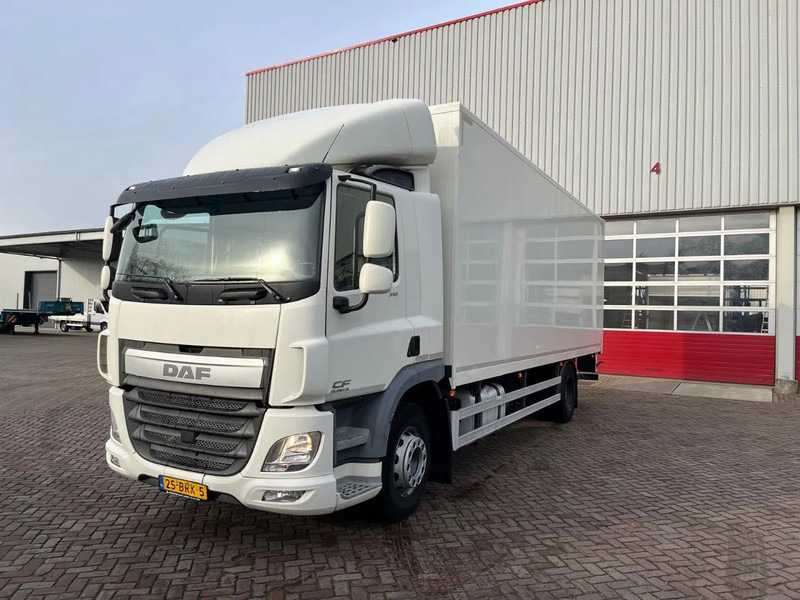 DAF CF 310 FA EURO 6 - Camião furgão: foto 1 DAF CF 310 FA EURO 6 - Camião furgão: foto 1