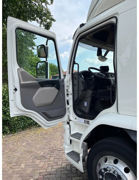 Camião furgão DAF LF 320 FA: foto 20