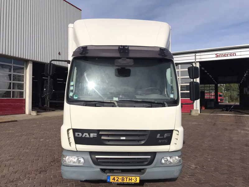 DAF LF 45 12.220 EURO 5 EEV - Camião furgão: foto 2 DAF LF 45 12.220 EURO 5 EEV - Camião furgão: foto 2