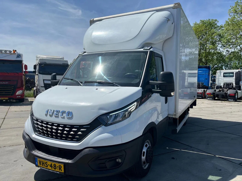Iveco Daily 35C16 Achterdeuren (15 diverse modellen op voorraad) - Carrinha de contentor: foto 1 Iveco Daily 35C16 Achterdeuren (15 diverse modellen op voorraad) - Carrinha de contentor: foto 1