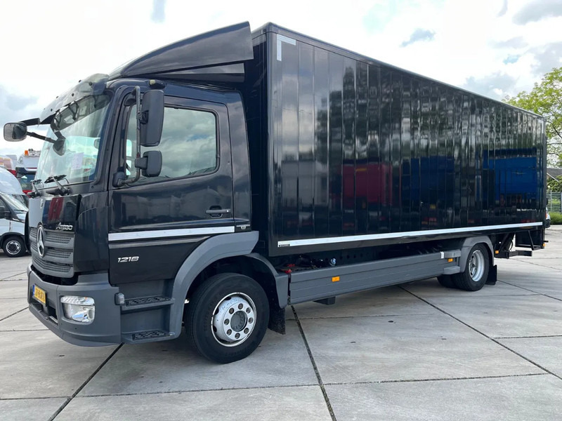 Mercedes-Benz Atego 1218 - Camião furgão: foto 1 Mercedes-Benz Atego 1218 - Camião furgão: foto 1