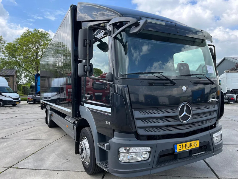 Mercedes-Benz Atego 1218 - Camião furgão: foto 4 Mercedes-Benz Atego 1218 - Camião furgão: foto 4