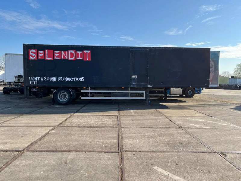 Netam-Fruehauf ONCRK 22110 - Semi-reboque furgão: foto 3 Netam-Fruehauf ONCRK 22110 - Semi-reboque furgão: foto 3